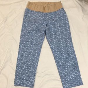 Gap Maternity capris